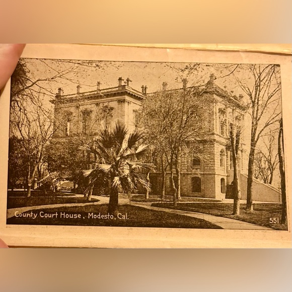 RPPP Views of Modesto California Edw H Mitchell Postcard Set in Original Binder - Picture 4 of 6
